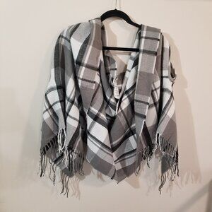 NWT J. Crew Factory Plaid Cape Scarf – Black, Gray, White – One Size